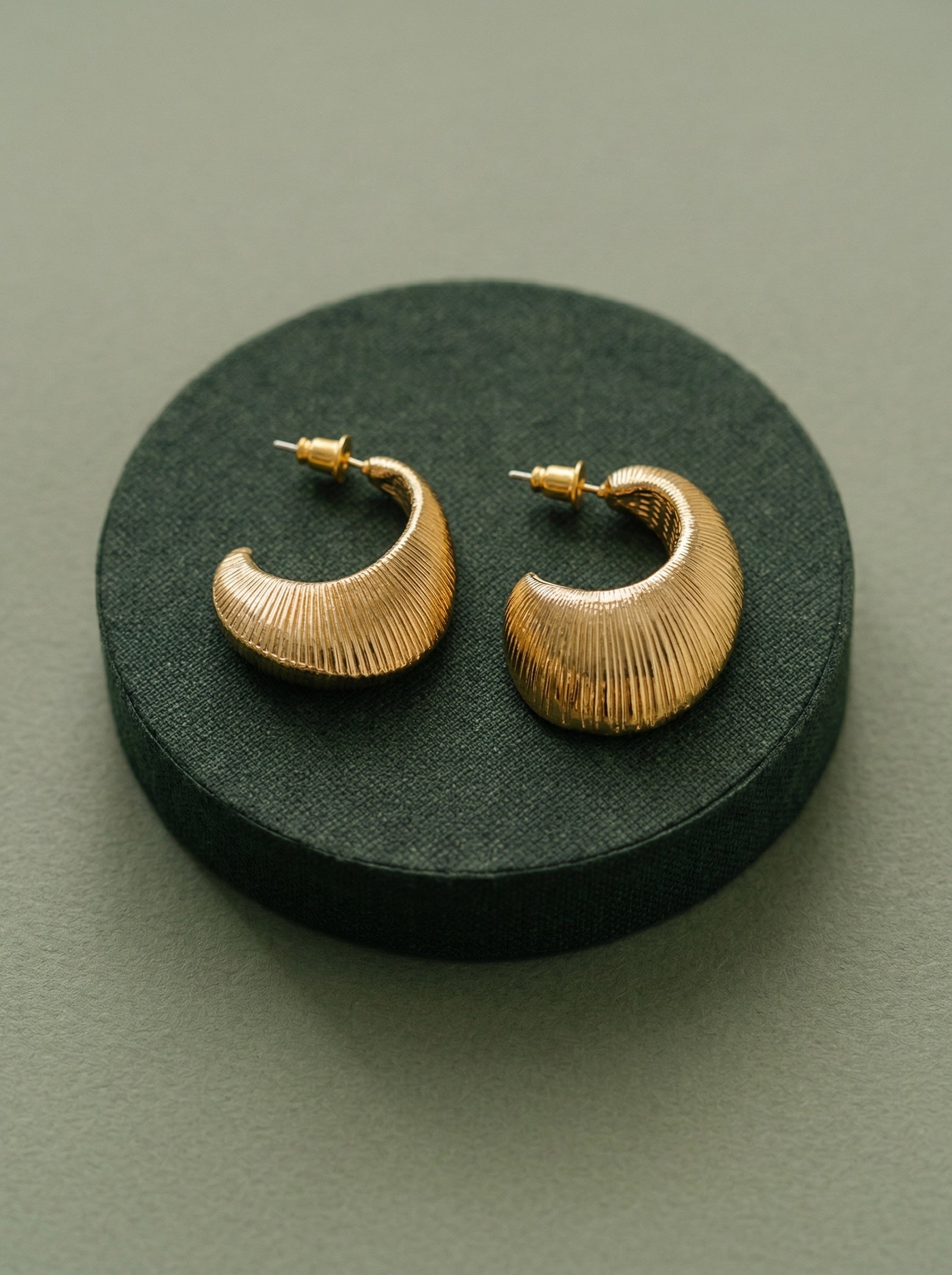 Textured Oval C-Hoop Earrings