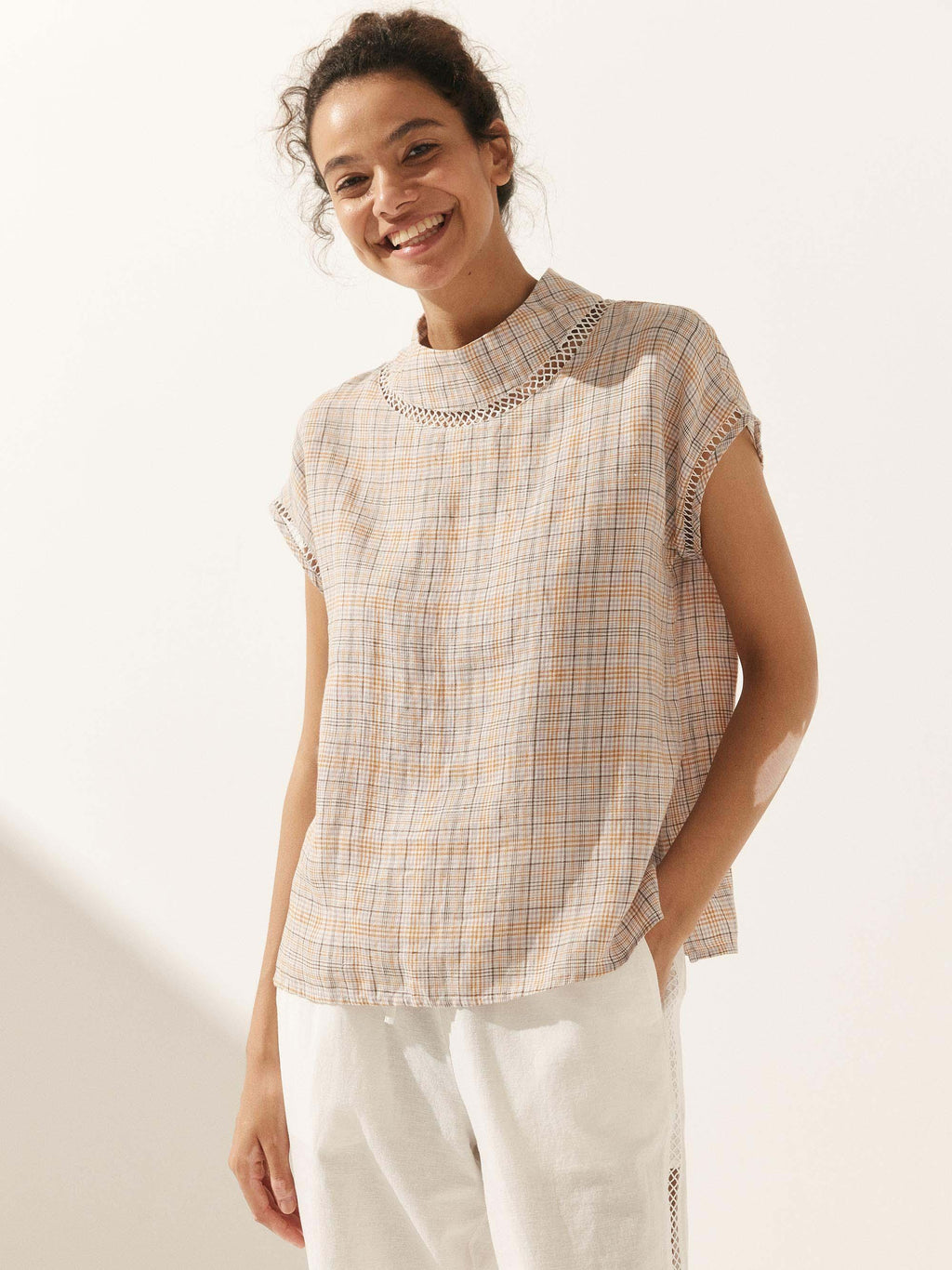 Linen Cutout Turtleneck Top QUINN