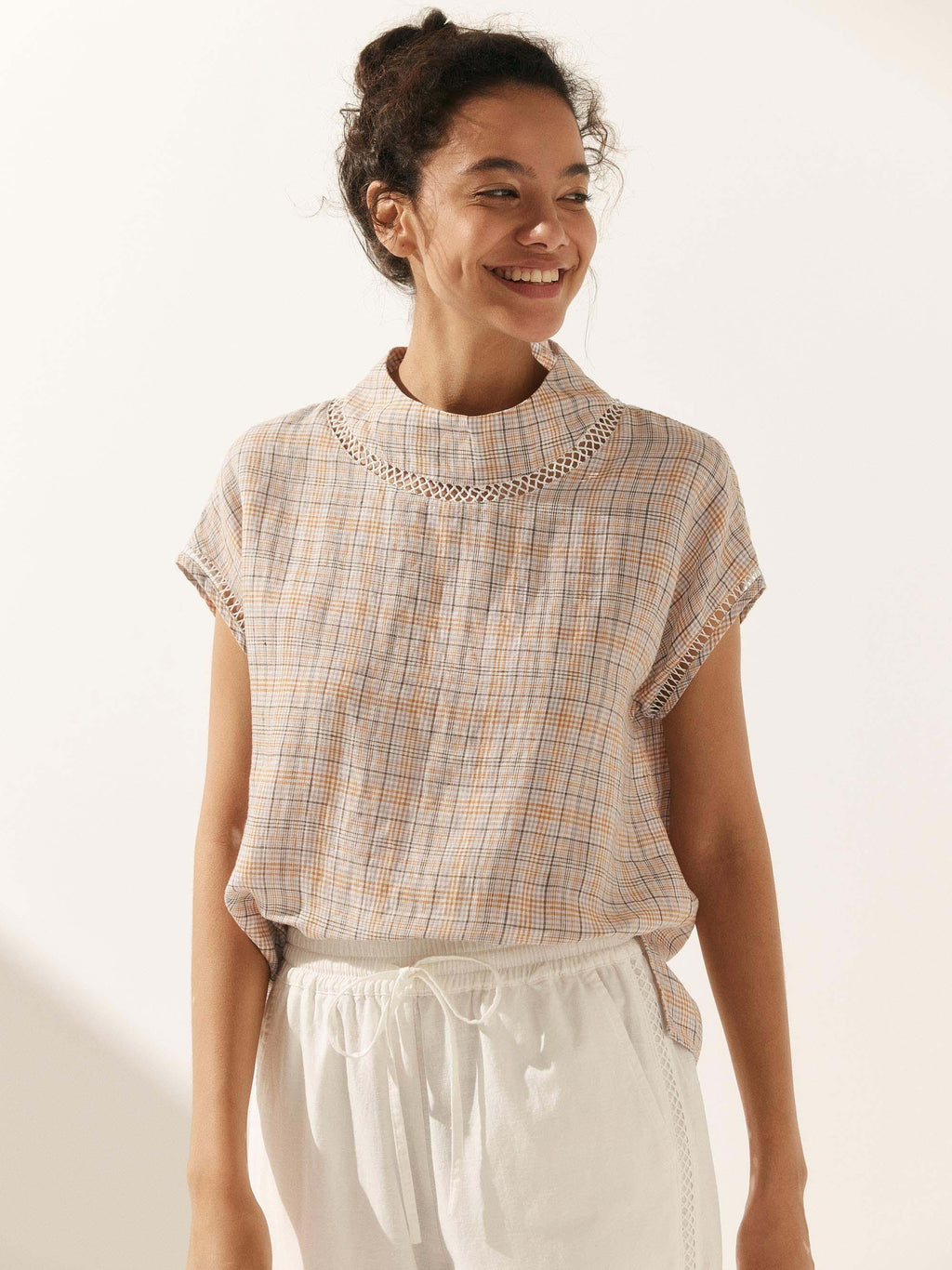 Linen Cutout Turtleneck Top QUINN