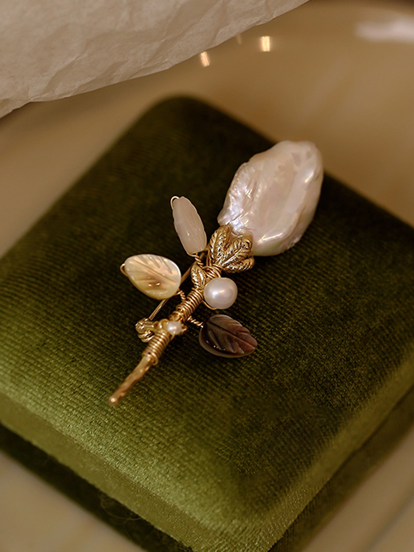 Freshwater Pearl Tulip Leaf Brooch