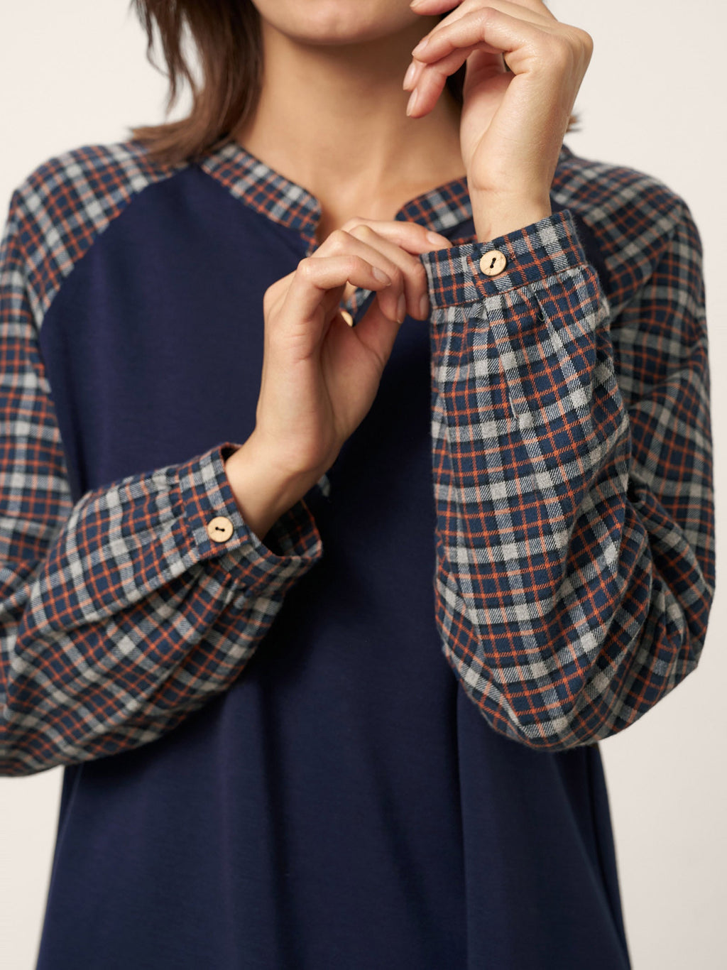 Cotton Contrast Collar Long Sleeve Top CARMEN