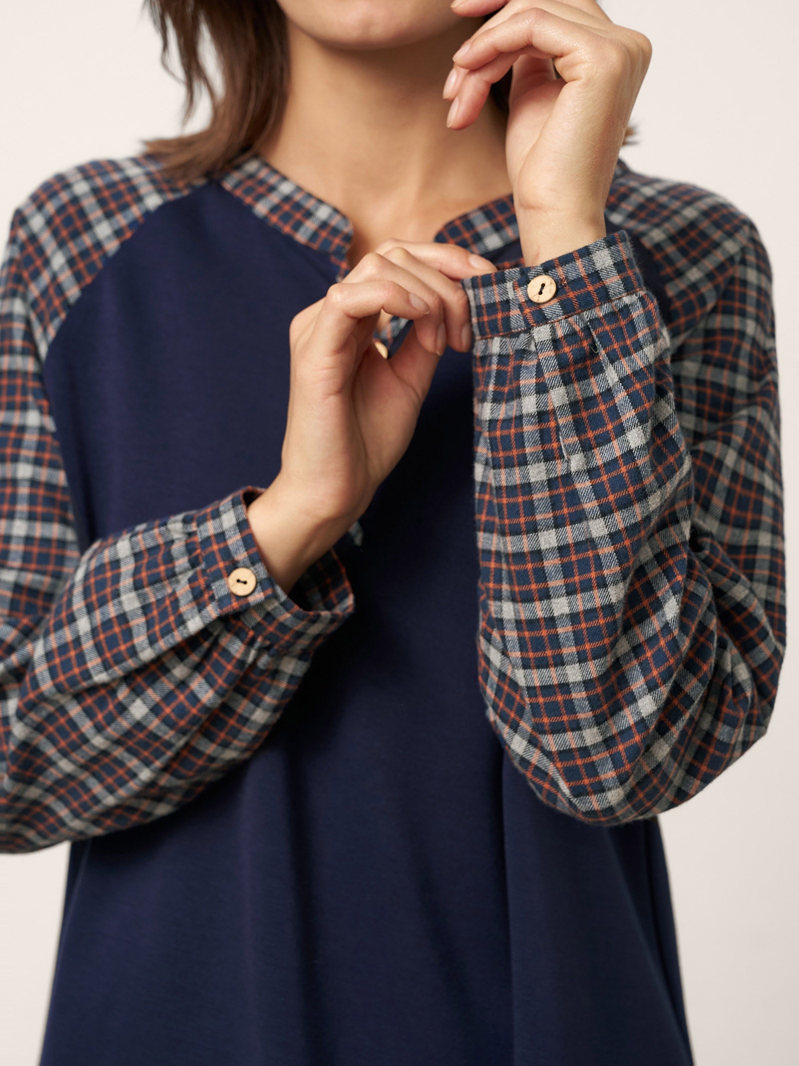 Cotton Contrast Collar Long Sleeve Top CARMEN